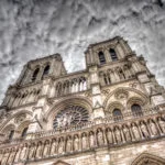 “El Jorobado de Notre Dame” y su presagio del incendio de la Catedral